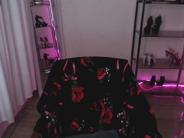 Angel-ink-333's BongaCams show and profile