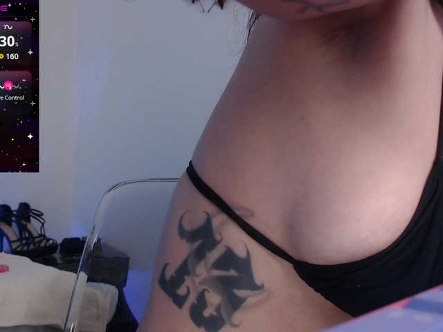 Angel-ink-333's BongaCams show and profile
