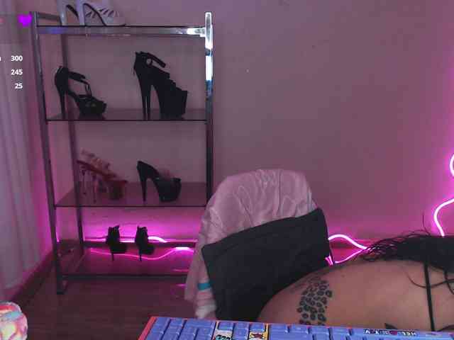 tattoo_highmami webcam