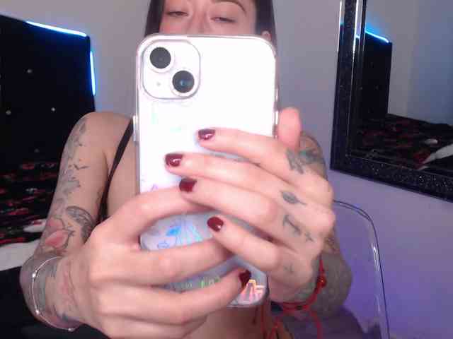 Angel-ink-333 webcam