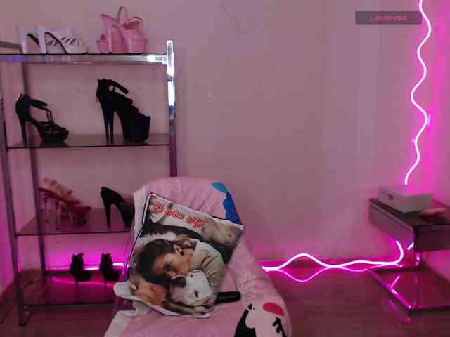 tattoo_highmami webcam