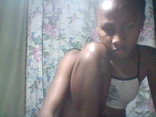 Andreaxs from BongaCams