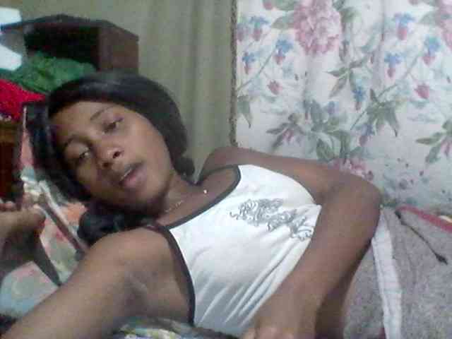 Andreaxs Live Webcam on BongaCams