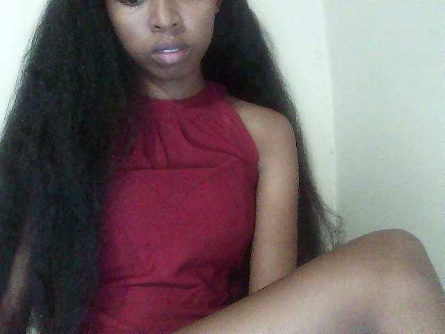 Jolie10's BongaCams show and profile