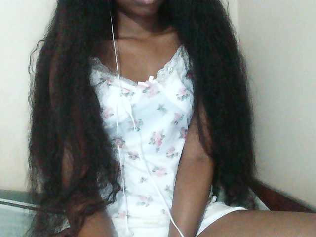 Jolie10's BongaCams show and profile