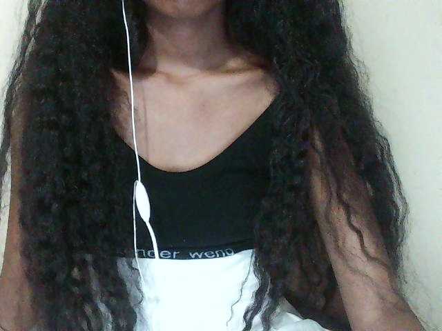 Jolie10's BongaCams show and profile