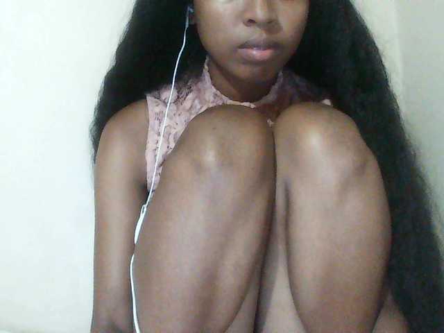 Jolie10's BongaCams show and profile