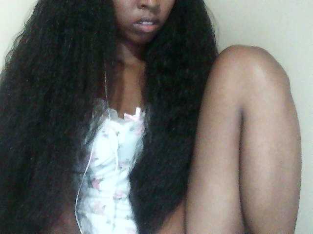 Jolie10's BongaCams show and profile