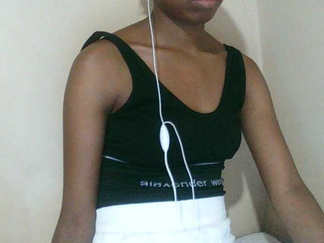 Jolie10's BongaCams show and profile