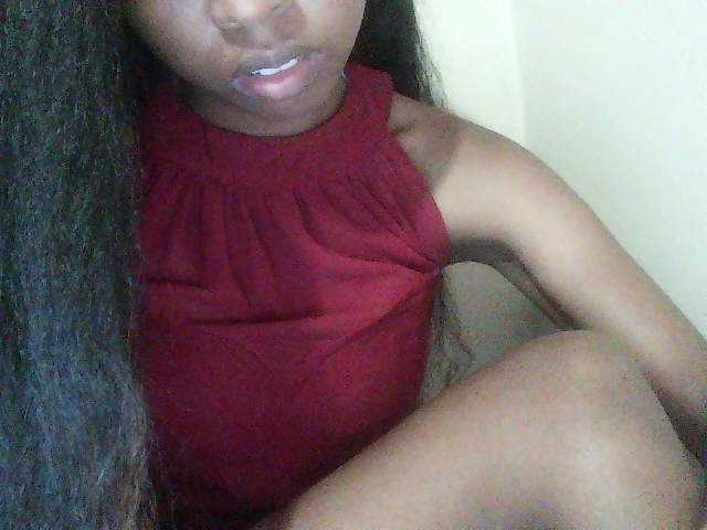 Jolie10's BongaCams show and profile