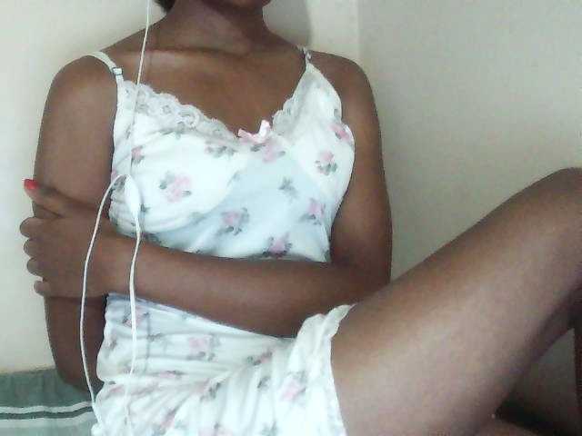 Jolie10's BongaCams show and profile