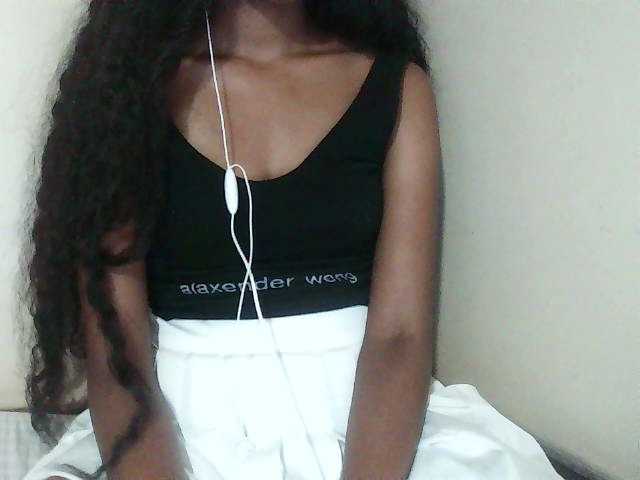 Jolie10's BongaCams show and profile