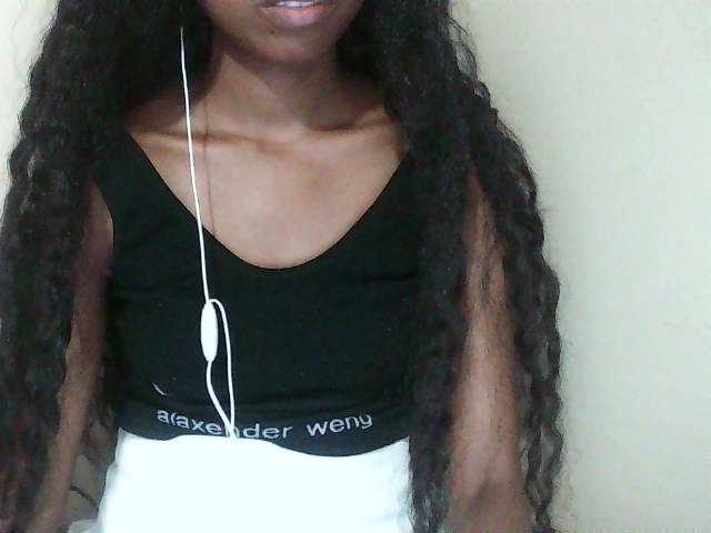 Jolie10's BongaCams show and profile