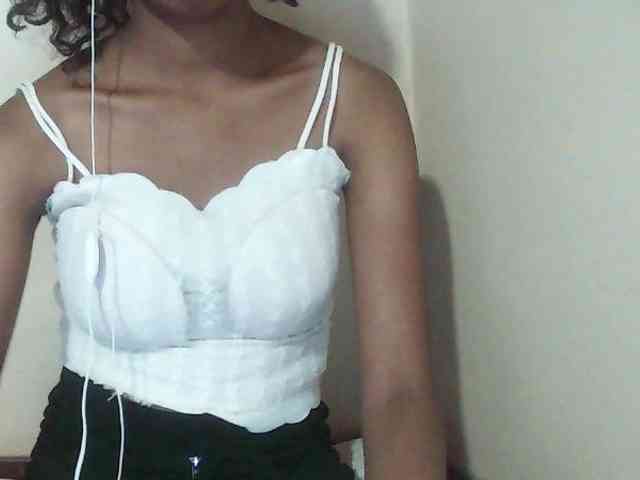 Jolie10 Live Webcam on BongaCams