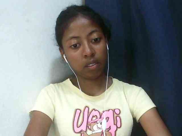 Jolie10 Live Webcam on BongaCams