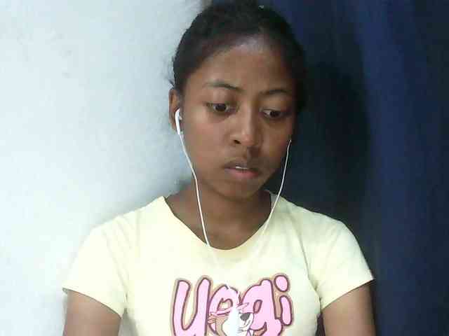 Jolie10 Live Webcam on BongaCams