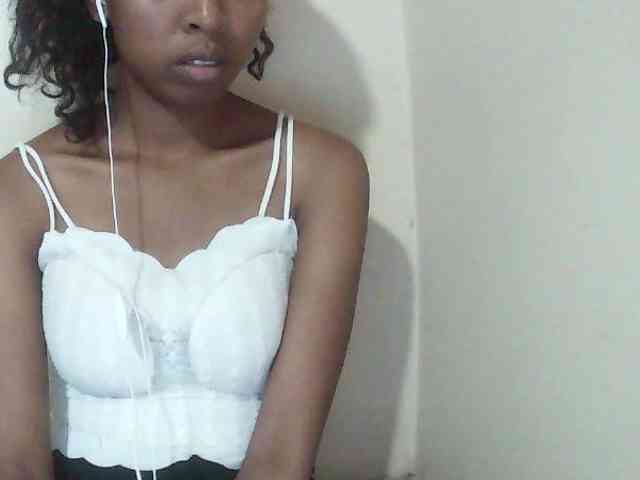 Jolie10 Live Webcam on BongaCams