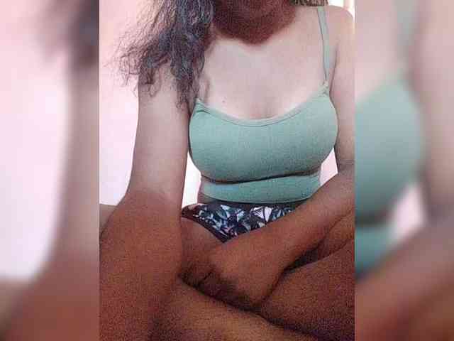 Mimie12 webcam