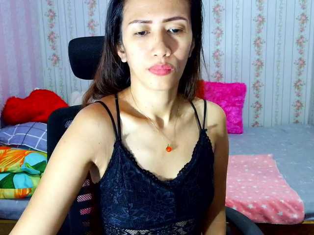 Clitoria's BongaCams show and profile