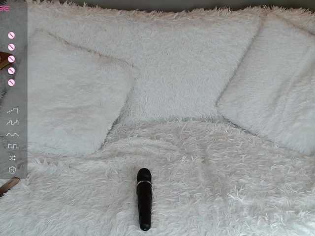 Sweetgirlc's BongaCams show and profile