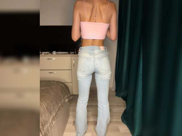 Flexibleass's BongaCams show and profile