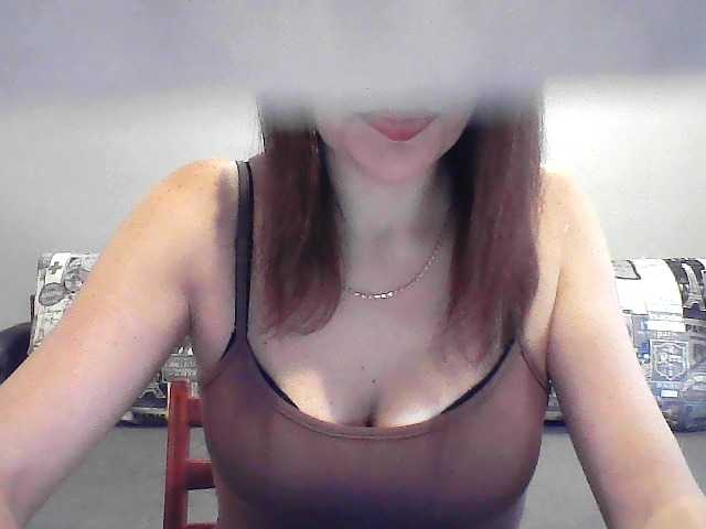 QueenCartyes webcam