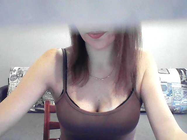QueenCartyes webcam