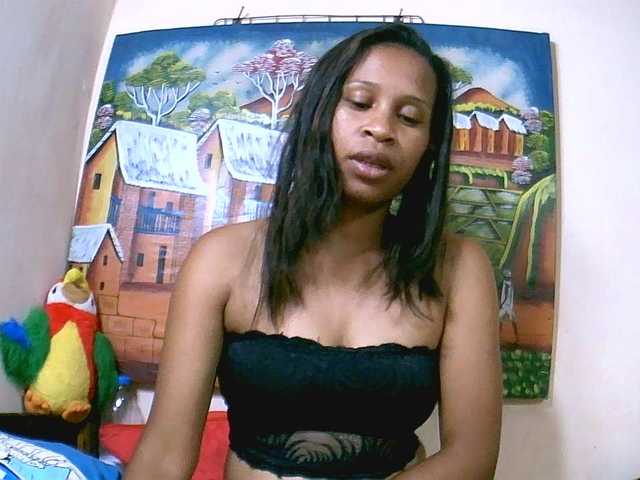 Rsylvia1, une amatrice française avec qui discuter et avoir du sexe