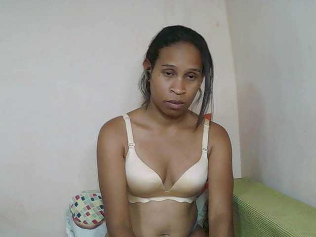 Rsylvia1 Live Cam on BongaCams