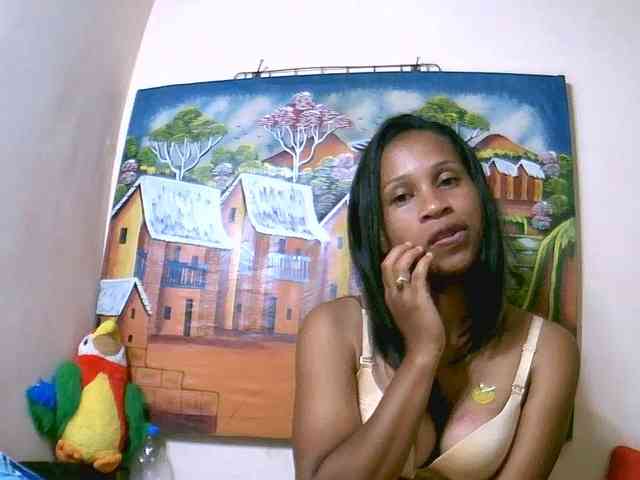 Rsylvia1 Live Webcam on BongaCams