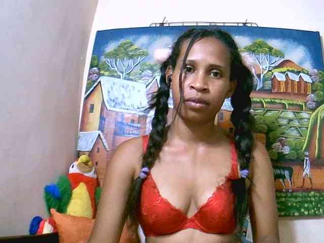 Rsylvia1 Live Webcam on BongaCams