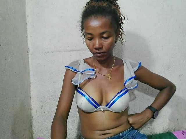 Urcule's BongaCams show and profile