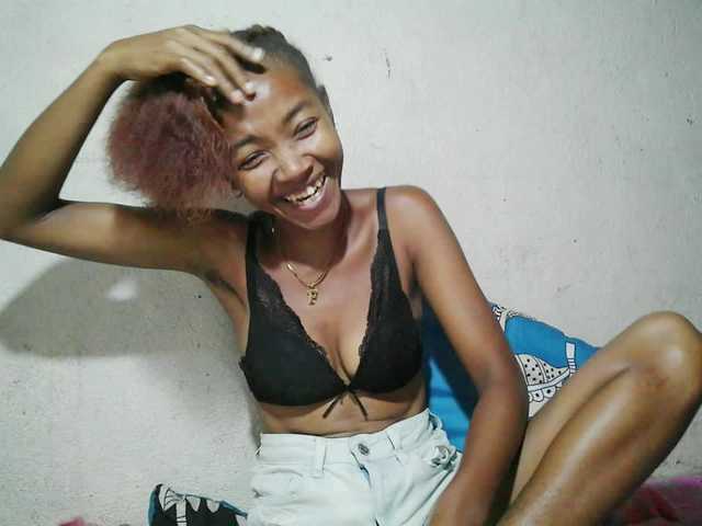 Urcule's BongaCams show and profile