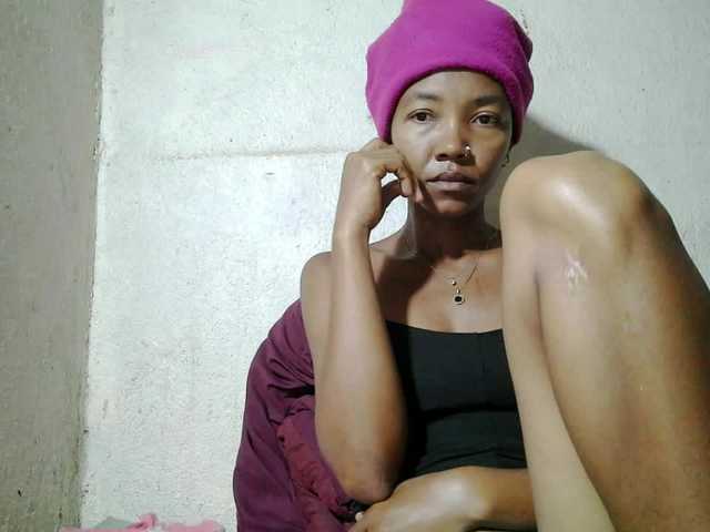 Urcule, une amatrice française avec qui discuter et avoir du sexe