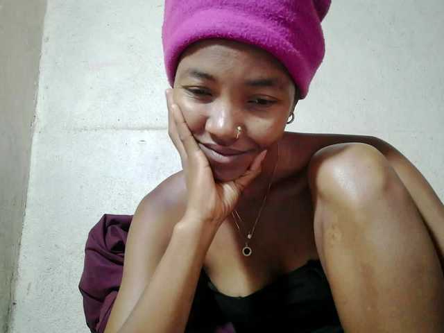 Urcule's BongaCams show and profile