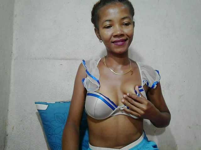 Urcule live cam profile