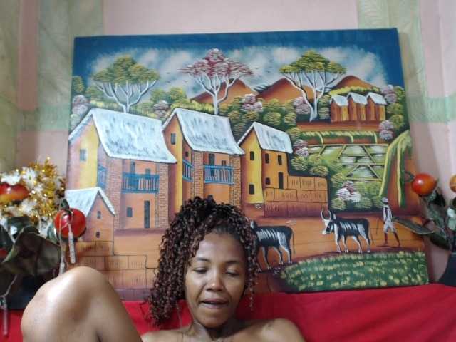 Urcule's BongaCams show and profile