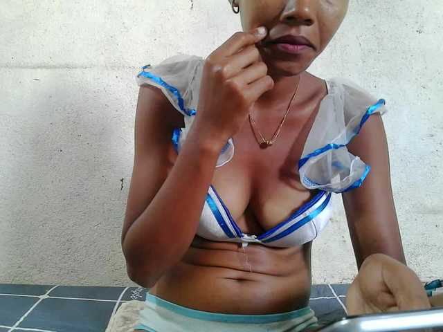 Urcule's BongaCams show and profile