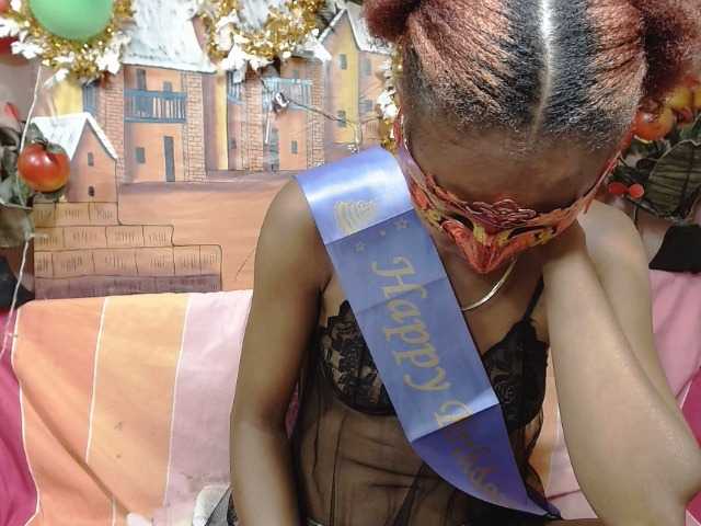 Urcule's BongaCams show and profile