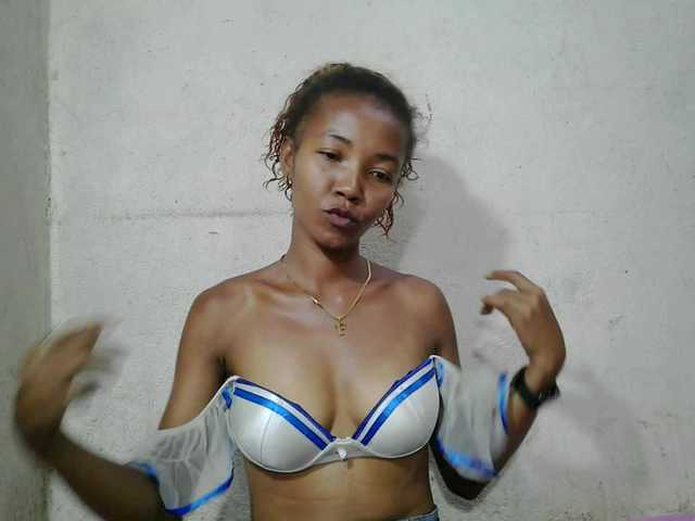 Urcule's BongaCams show and profile