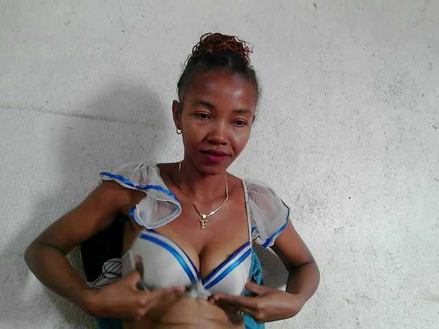 Urcule's BongaCams show and profile