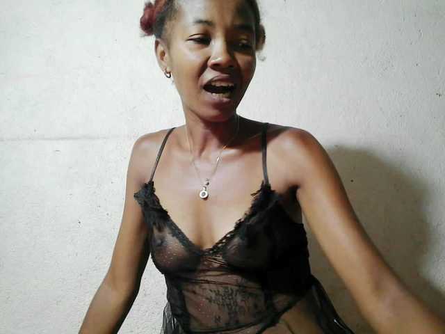 Urcule's BongaCams show and profile