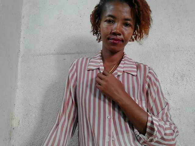 Urcule's BongaCams show and profile