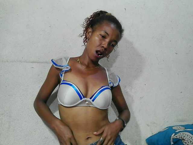 Urcule's BongaCams show and profile