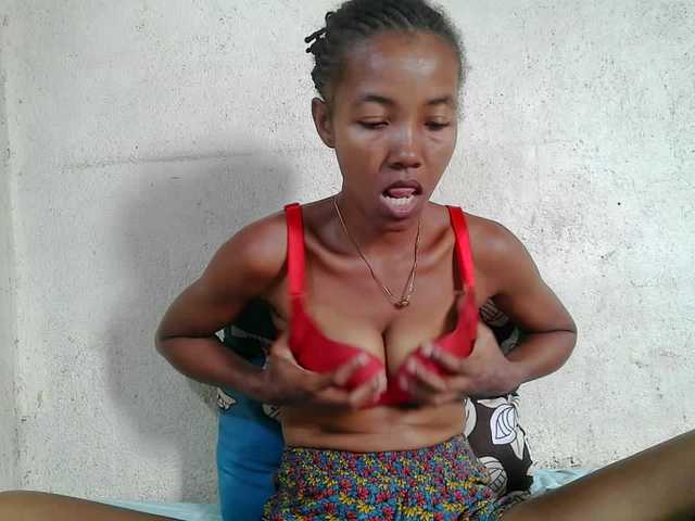 Urcule's BongaCams show and profile