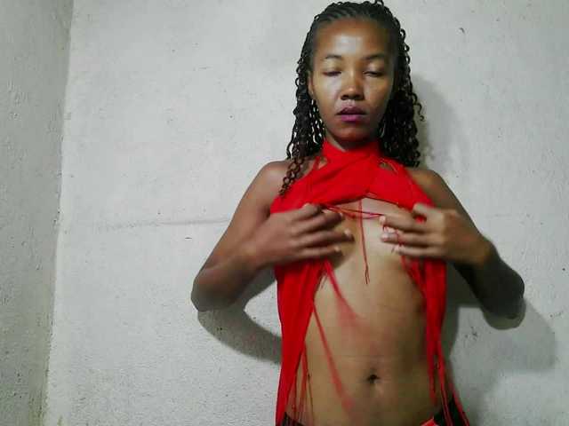 Urcule's BongaCams show and profile