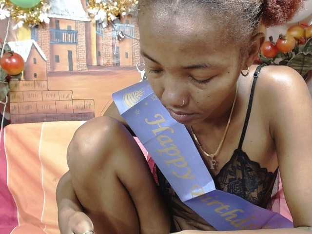 Urcule's BongaCams show and profile