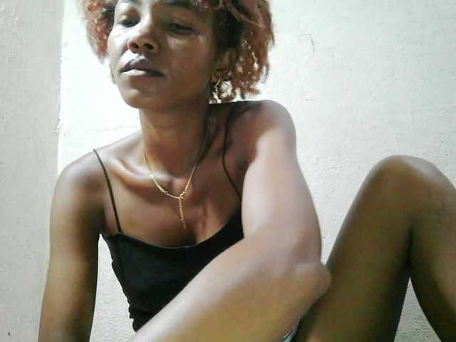 Urcule, une amatrice française avec qui discuter et avoir du sexe