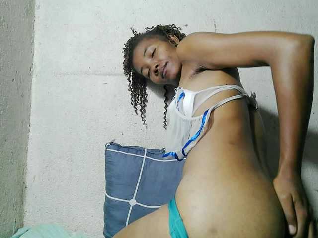 Urcule's BongaCams show and profile