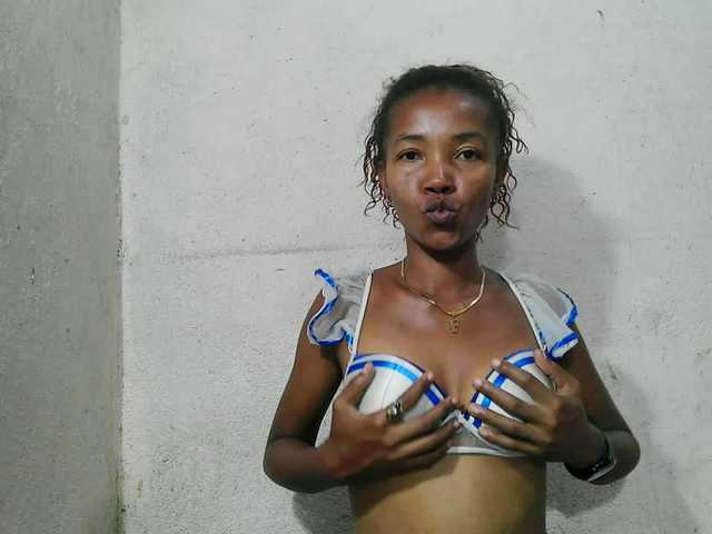 Urcule's BongaCams show and profile